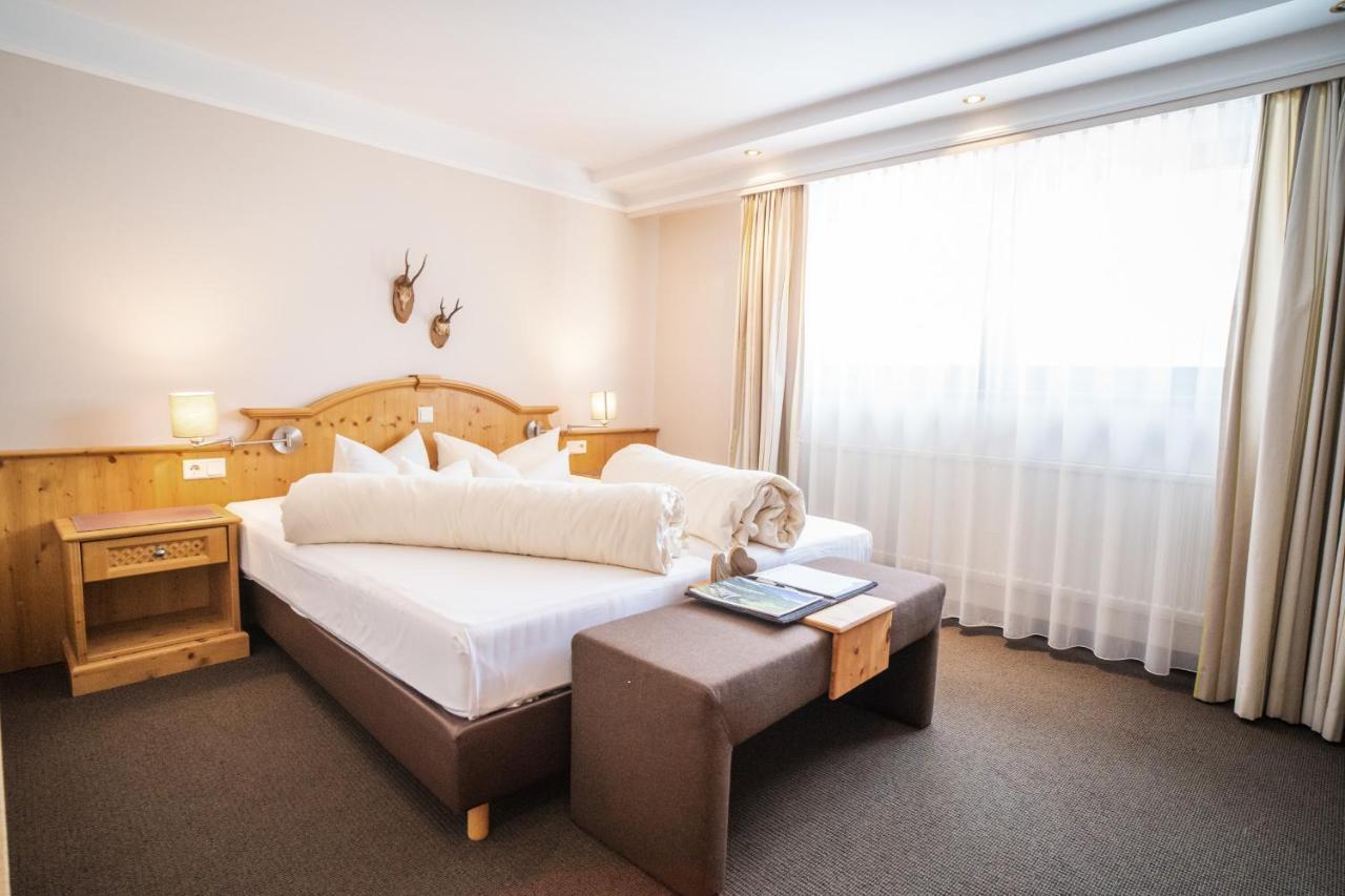 Aktiv Hotel Zur Rose Steinach am Brenner Exterior foto